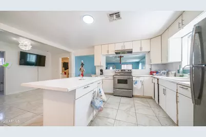 2201 W Adams Street, Phoenix, AZ 85009 - Photo 13