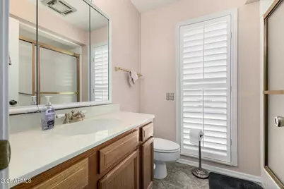 10018 W Oak Ridge Drive, Sun City, AZ 85351 - Photo 11