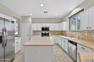 3367 W Via Del Sol Dr, Phoenix, AZ 85027 - Photo 13