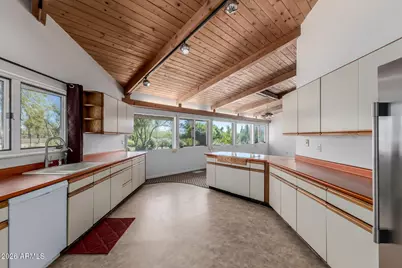 6140 E Peak View Road, Cave Creek, AZ 85331 - Photo 9