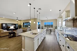 10016 W White Feather Ln, Peoria, AZ 85383 - Photo 21