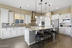 10016 W White Feather Ln, Peoria, AZ 85383 - Photo 19