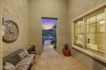 10016 W White Feather Lane, Peoria, AZ 85383 - Photo 9