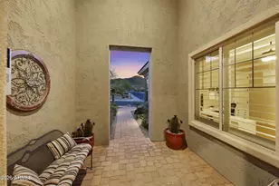 10016 W White Feather Ln, Peoria, AZ 85383 - Photo 9