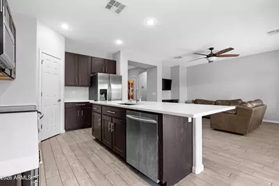 10039 W Wier Avenue, Tolleson, AZ 85353 - Photo 7