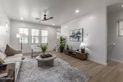 2032 N 77th Lane, Phoenix, AZ 85035 - Photo 7