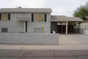 4407 E Lynne Ln, Phoenix, AZ 85042 - Photo 1