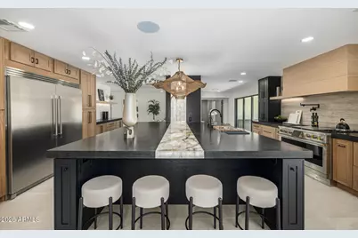 7001 E Pershing Avenue, Scottsdale, AZ 85254 - Photo 1