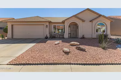 1521 E Buena Vista Drive, Chandler, AZ 85249 - Photo 1