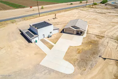 13191 N Breeze Way, Maricopa, AZ 85139 - Photo 1