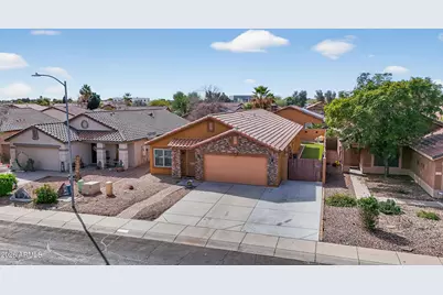 15631 W Port Au Prince Lane, Surprise, AZ 85379 - Photo 3