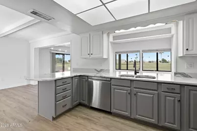 10358 W Cameo Drive, Sun City, AZ 85351 - Photo 17