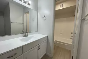 8055 E Thomas Rd, Scottsdale, AZ 85251 - Photo 23