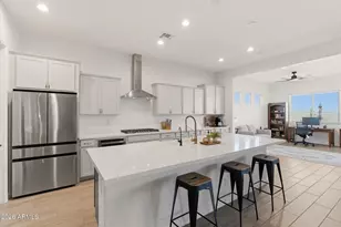 29055 N 136th Ln, Peoria, AZ 85383 - Photo 17