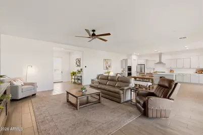 29055 N 136th Lane, Peoria, AZ 85383 - Photo 7