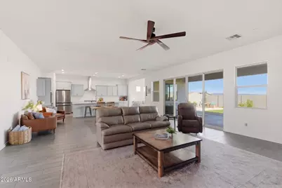 29055 N 136th Lane, Peoria, AZ 85383 - Photo 7