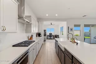 29055 N 136th Ln, Peoria, AZ 85383 - Photo 19