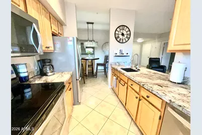 14950 W Mountain View Boulevard #2210, Surprise, AZ 85374 - Photo 7