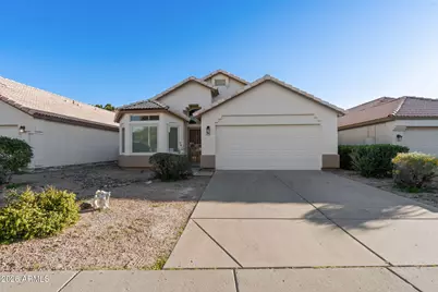 523 W Kelton Lane, Phoenix, AZ 85023 - Photo 1