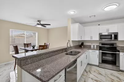 12858 W Laurel Ln Lane, El Mirage, AZ 85335 - Photo 15