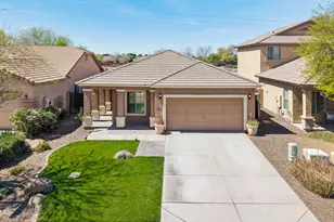 41330 N Salix Dr, San Tan Valley, AZ 85140 - Photo 3