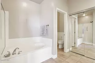 7445 E Eagle Crest Dr, Mesa, AZ 85207 - Photo 21