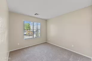 11817 W Mauna Loa Ln, El Mirage, AZ 85335 - Photo 9