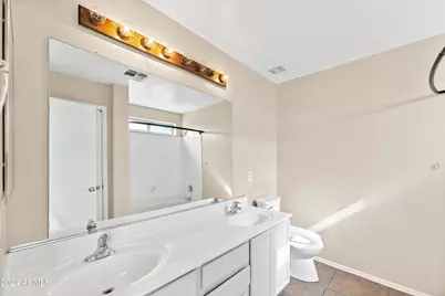 11817 W Mauna Loa Lane, El Mirage, AZ 85335 - Photo 11