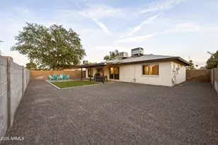 2342 E Alameda Dr, Tempe, AZ 85282 - Photo 29