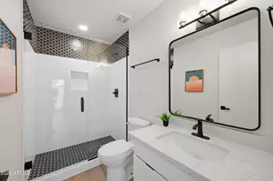 2342 E Alameda Dr, Tempe, AZ 85282 - Photo 19