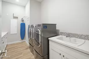 11705 W Red Hawk Dr, Peoria, AZ 85383 - Photo 27