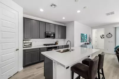 19405 W Badgett Lane, Litchfield Park, AZ 85340 - Photo 11