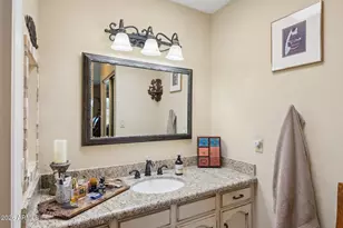 9066 E Evans Dr, Scottsdale, AZ 85260 - Photo 19