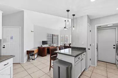 4534 E Amberwood Drive, Phoenix, AZ 85048 - Photo 9