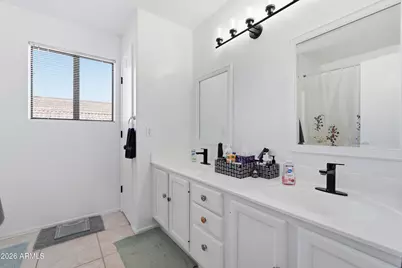 4534 E Amberwood Drive, Phoenix, AZ 85048 - Photo 23