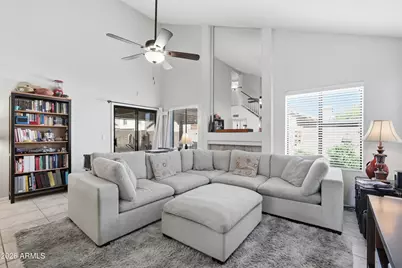 4534 E Amberwood Drive, Phoenix, AZ 85048 - Photo 5