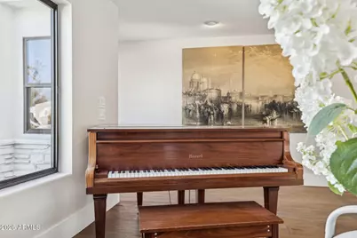 5621 E Voltaire Avenue, Scottsdale, AZ 85254 - Photo 11