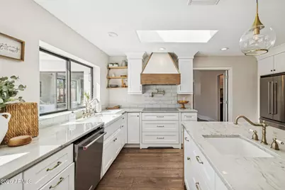 5621 E Voltaire Avenue, Scottsdale, AZ 85254 - Photo 19