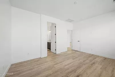 39930 N Messner Way, Anthem, AZ 85086 - Photo 11