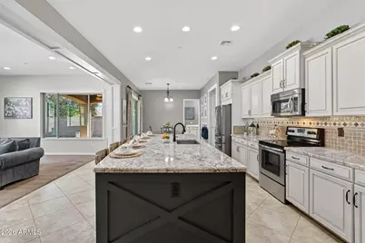 2926 E Wyatt Way, Gilbert, AZ 85297 - Photo 5