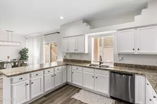 12852 N Mountainside Dr, Fountain Hills, AZ 85268 - Photo 9