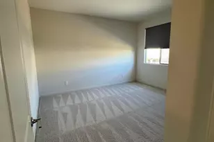 3540 E Tina Dr, Phoenix, AZ 85050 - Photo 29