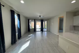 3540 E Tina Dr, Phoenix, AZ 85050 - Photo 9