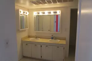 3737 E Turney Ave, Phoenix, AZ 85018 - Photo 13