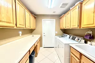 26002 S Saddletree Dr, Sun Lakes, AZ 85248 - Photo 33