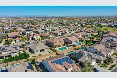 18971 W Clinton Street, Surprise, AZ 85388 - Photo 17