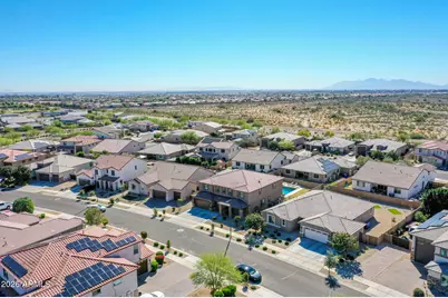 18971 W Clinton Street, Surprise, AZ 85388 - Photo 9