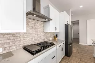 16064 W Montana De Oro Dr, Surprise, AZ 85387 - Photo 11