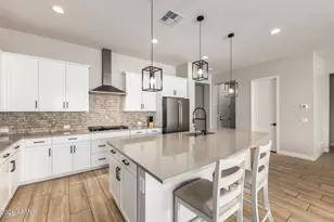 16064 W Montana De Oro Dr, Surprise, AZ 85387 - Photo 7