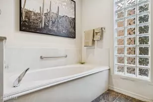 8041 E Del Tornasol Dr, Scottsdale, AZ 85258 - Photo 17